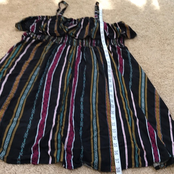 TORRID 3X black multi ruffled smocked dress - Picture 7 of 9